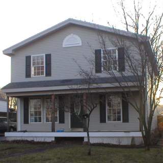 I used to live in that house, back before it was pretty